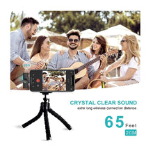 Load image into Gallery viewer, Wireless Mini Microphone Plug and Play Omni Directional Mic with Smart Noise Cancellation for Youtubers, Podcasters, Journalists Smiledrive